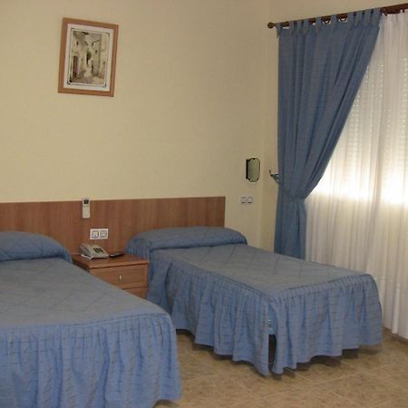 Hotel Los Hermanos Ocaña Exteriör bild